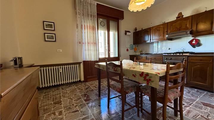 BIFAMILIARE IN ZONA ORATORIO